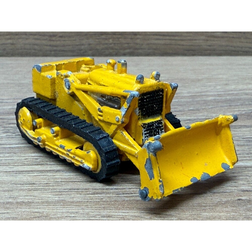 Dinky Toys "Mini Dinky" No 95 International Skid Shovel, Hong Kong - Vintage